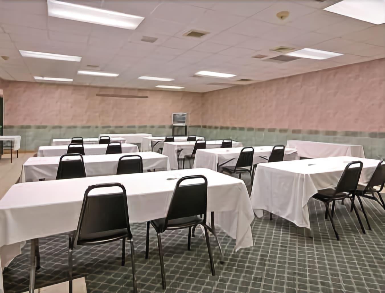 Hotel Days By Wyndham St Clairsville 2*