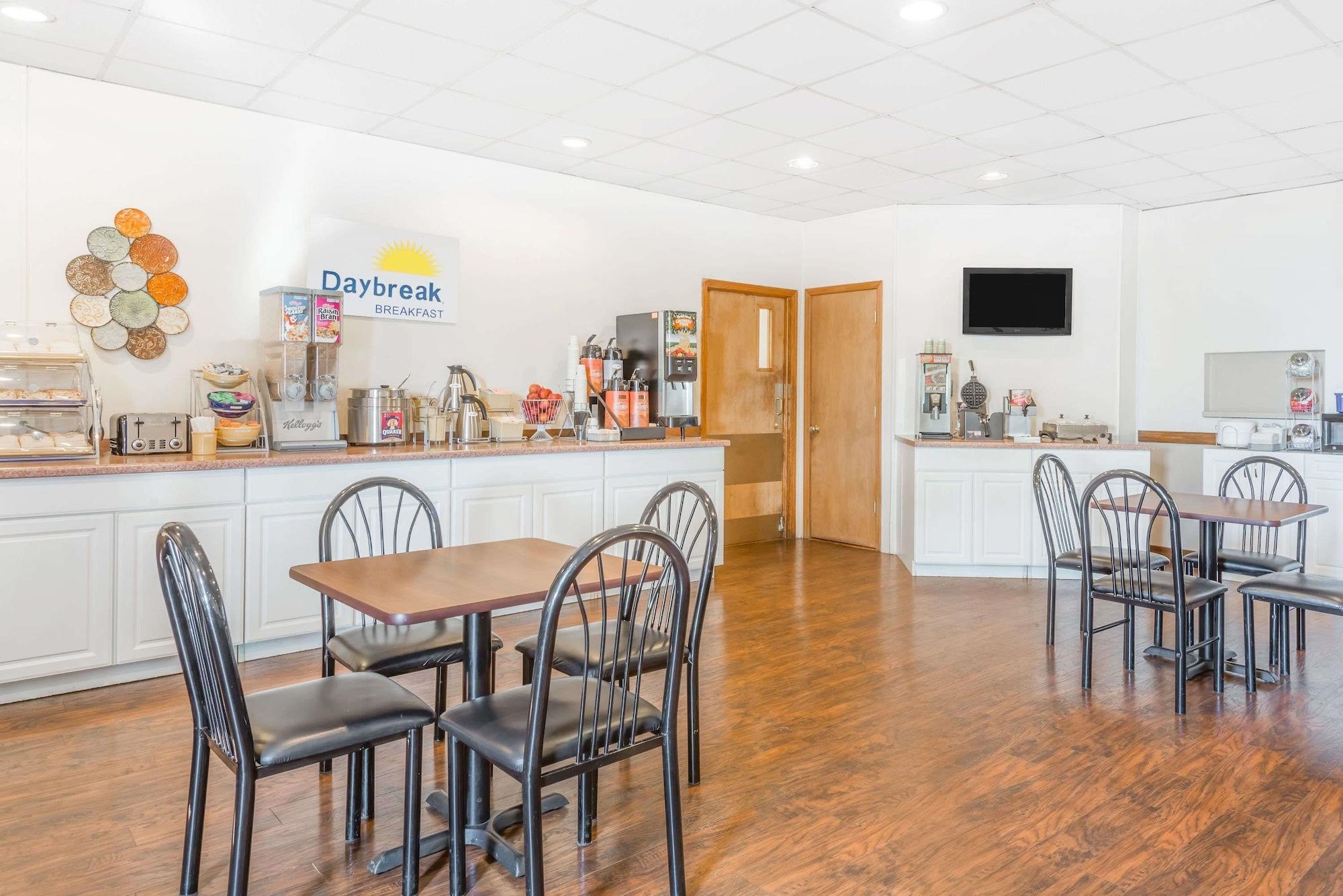 Hotel Days By Wyndham St Clairsville 2*